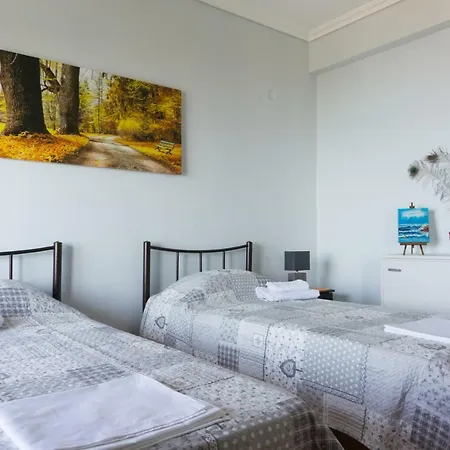 Modern Flat Renovated | 2 Bdrs | Amazing Sea View Apartamento PalaiónTsiflíkion