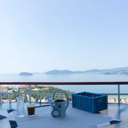 Modern Flat Renovated | 2 Bdrs | Amazing Sea View Apartamento PalaiónTsiflíkion