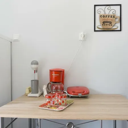Modern Flat Renovated | 2 Bdrs | Amazing Sea View *